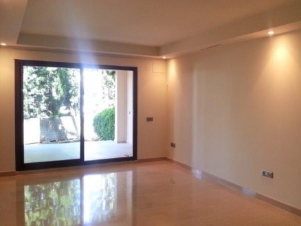 Nueva Andalucia property: Apartment with 3 bedroom in Nueva Andalucia 214477
