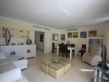 New Golden Mile property: Malaga Villa 214478