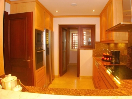 New Golden Mile property: New Golden Mile Apartment 214480