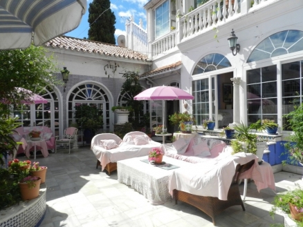 Nueva Andalucia property: Villa for sale in Nueva Andalucia, Malaga 214481