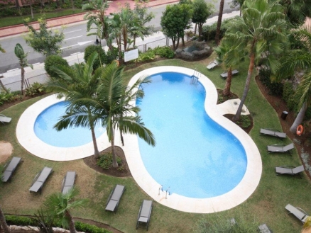 New Golden Mile property: Apartment in Malaga for sale 214487