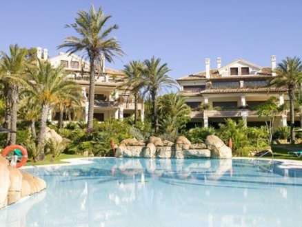 Los Monteros property: Apartment for sale in Los Monteros, Spain 214494