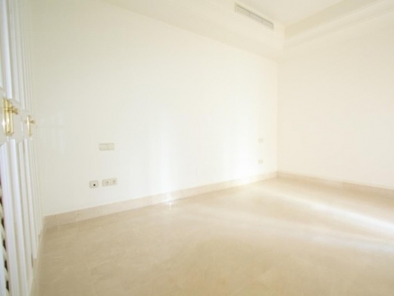 Puerto Banus property: Puerto Banus, Spain | Apartment for sale 214513