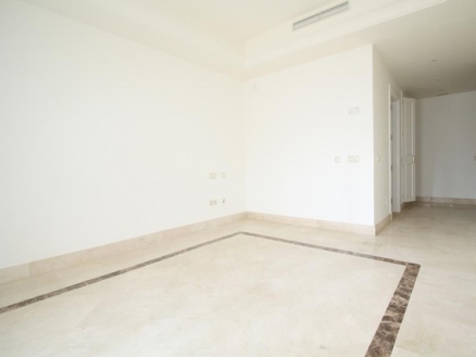 Puerto Banus property: Puerto Banus Apartment 214513