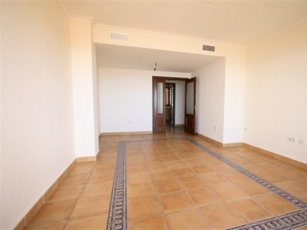 Calahonda property: Apartment with 2 bedroom in Calahonda, Spain 214520