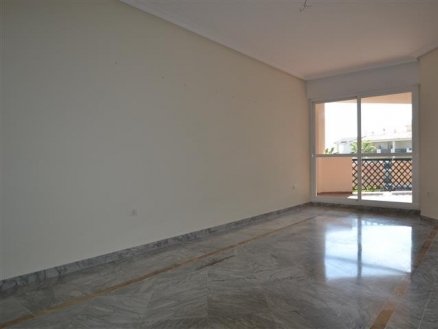 Nueva Andalucia property: Apartment with 3 bedroom in Nueva Andalucia 214530