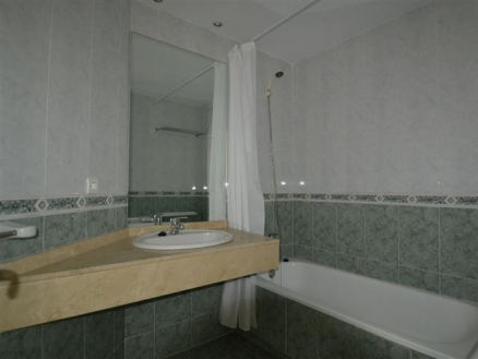 Nueva Andalucia property: Malaga Apartment 214530