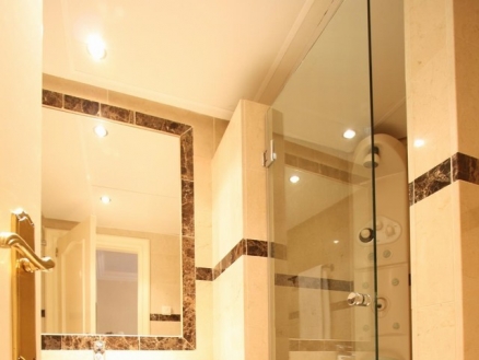 Puerto Banus property: Malaga Apartment 214539