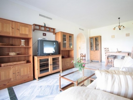 Puerto Banus property: Apartment for sale in Puerto Banus, Spain 214541
