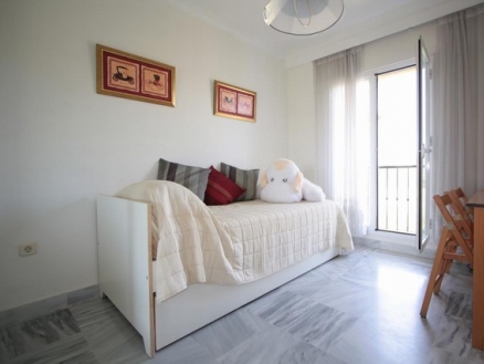 Puerto Banus property: Malaga Apartment 214541