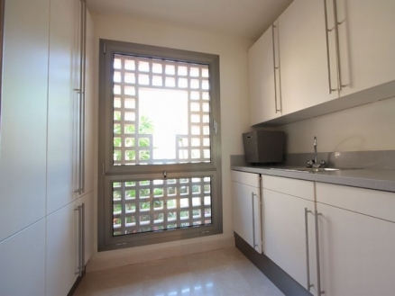town Apartment 214543
