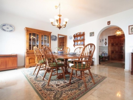 Malaga property | 5 bedroom Villa 214559