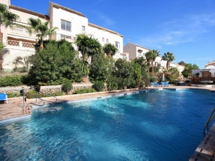 Aloha property: Apartment for sale in Aloha, Malaga 214574