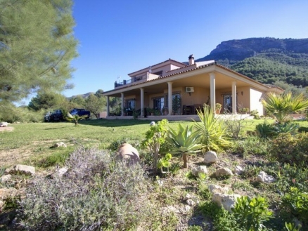Alhaurin El Grande property: Villa for sale in Alhaurin El Grande 214587
