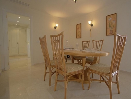 Los Monteros property: Malaga property | 3 bedroom Apartment 214589