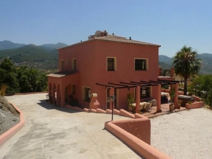 Monda property: Villa for sale in Monda 214592