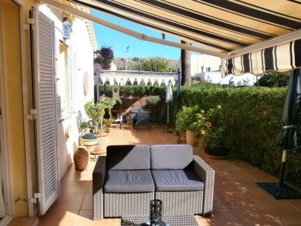 Villa for sale in town, Spain 214596