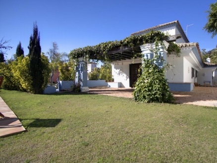 Villa with 5 bedroom in town 214604