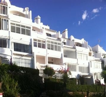 Calahonda property: Calahonda Apartment 214608