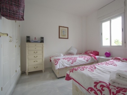 Nueva Andalucia property: Malaga Apartment 214627