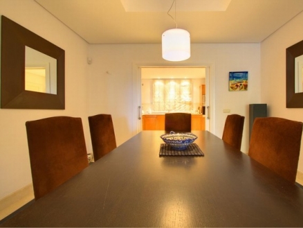 Apartment with 3 bedroom in town 214632