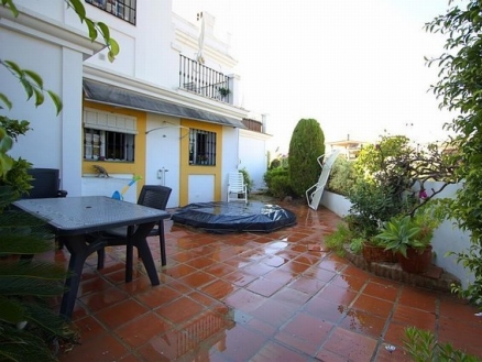Aloha property: Apartment for sale in Aloha, Spain 214637