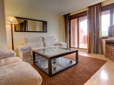 Estepona property: Apartment for sale in Estepona, Spain 214643