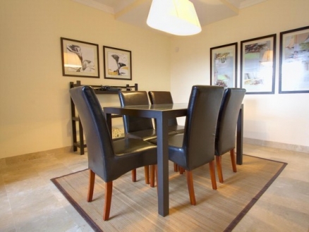 Estepona property: Apartment with 3 bedroom in Estepona 214643