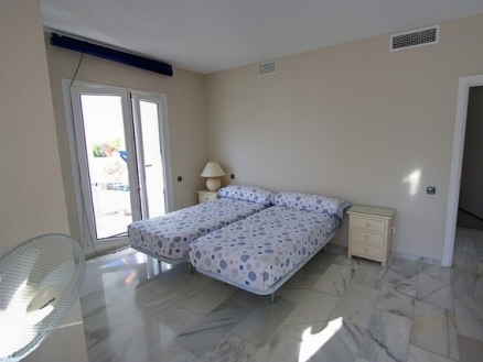 Puerto Banus property: Puerto Banus Apartment 214656