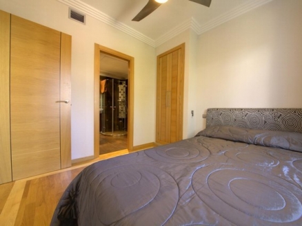 town Apartment 214658
