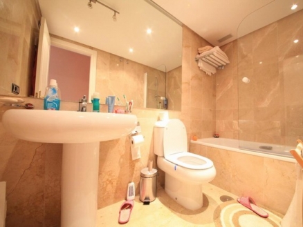 Apartment with 4 bedroom in town, Spain 214665