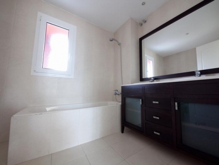 Estepona property: Apartment with 2 bedroom in Estepona, Spain 214675