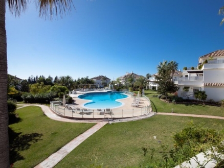 Apartment with 3 bedroom in town 214678