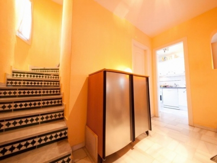 town Townhome 214680