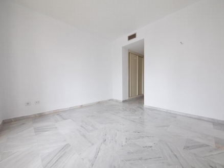 Nueva Andalucia property: Nueva Andalucia Apartment 214713