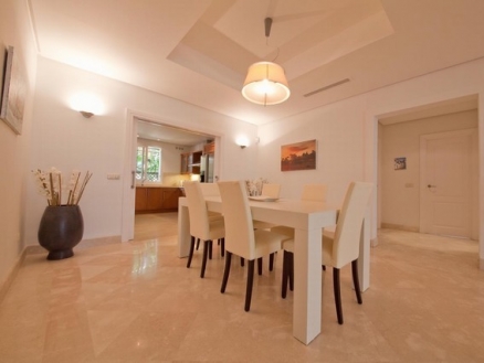 Apartment with 3 bedroom in town 214721