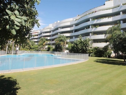 Puerto Banus property: Apartment for sale in Puerto Banus 214731