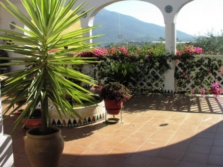 Alhaurin El Grande property: Villa with 4 bedroom in Alhaurin El Grande 214734