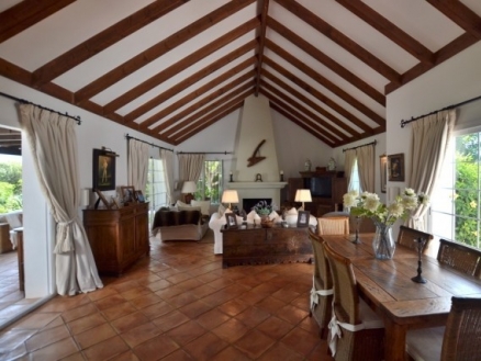 Benahavis property: Malaga property | 4 bedroom Villa 214735
