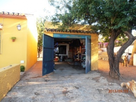 Alhaurin De La Torre property: Villa with 1 bedroom in Alhaurin De La Torre 214738