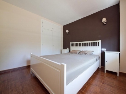 Apartment with 2 bedroom in town 214743