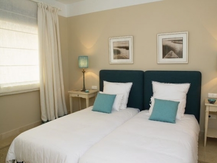 Benahavis property: Apartment with 2 bedroom in Benahavis, Spain 214746