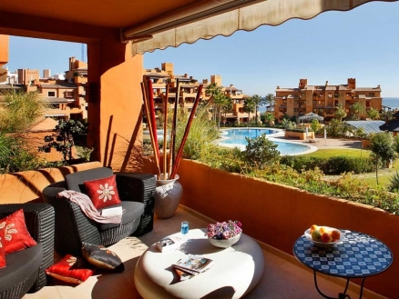Estepona property: Apartment for sale in Estepona 214770