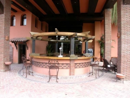 New Golden Mile property: Apartment for sale in New Golden Mile, Malaga 214783