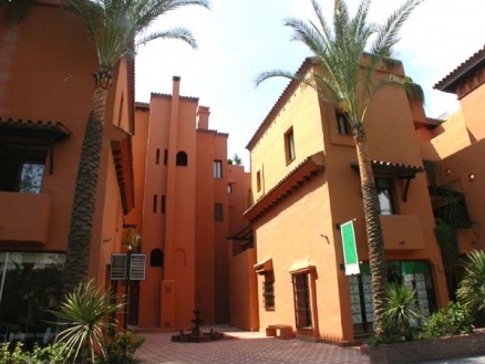 New Golden Mile property: Apartment in Malaga for sale 214783