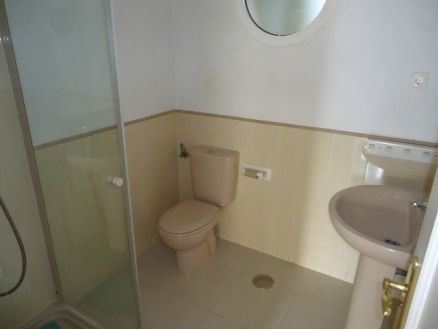 Townhome with 3 bedroom in town 214813