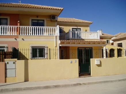 Villa for sale in town 214846