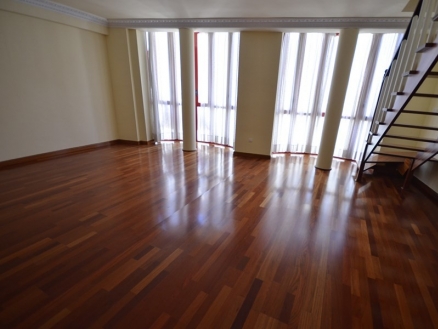 Malaga property: Apartment with 4 bedroom in Malaga 214852