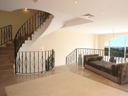 Townhome in Cadiz for sale 214853