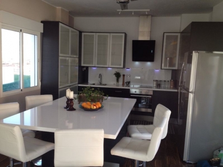 Fuengirola property: Malaga property | 4 bedroom Apartment 214861